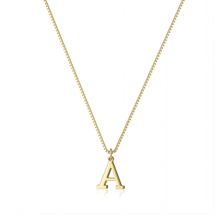 Collier avec des initiales de lettres d'amour